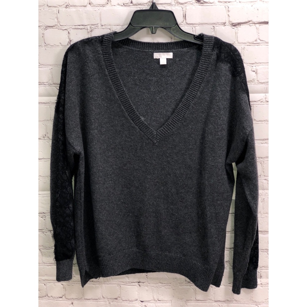NEW 14th&Union Lace Trim V-neck Sweater - Picture 4 of 7